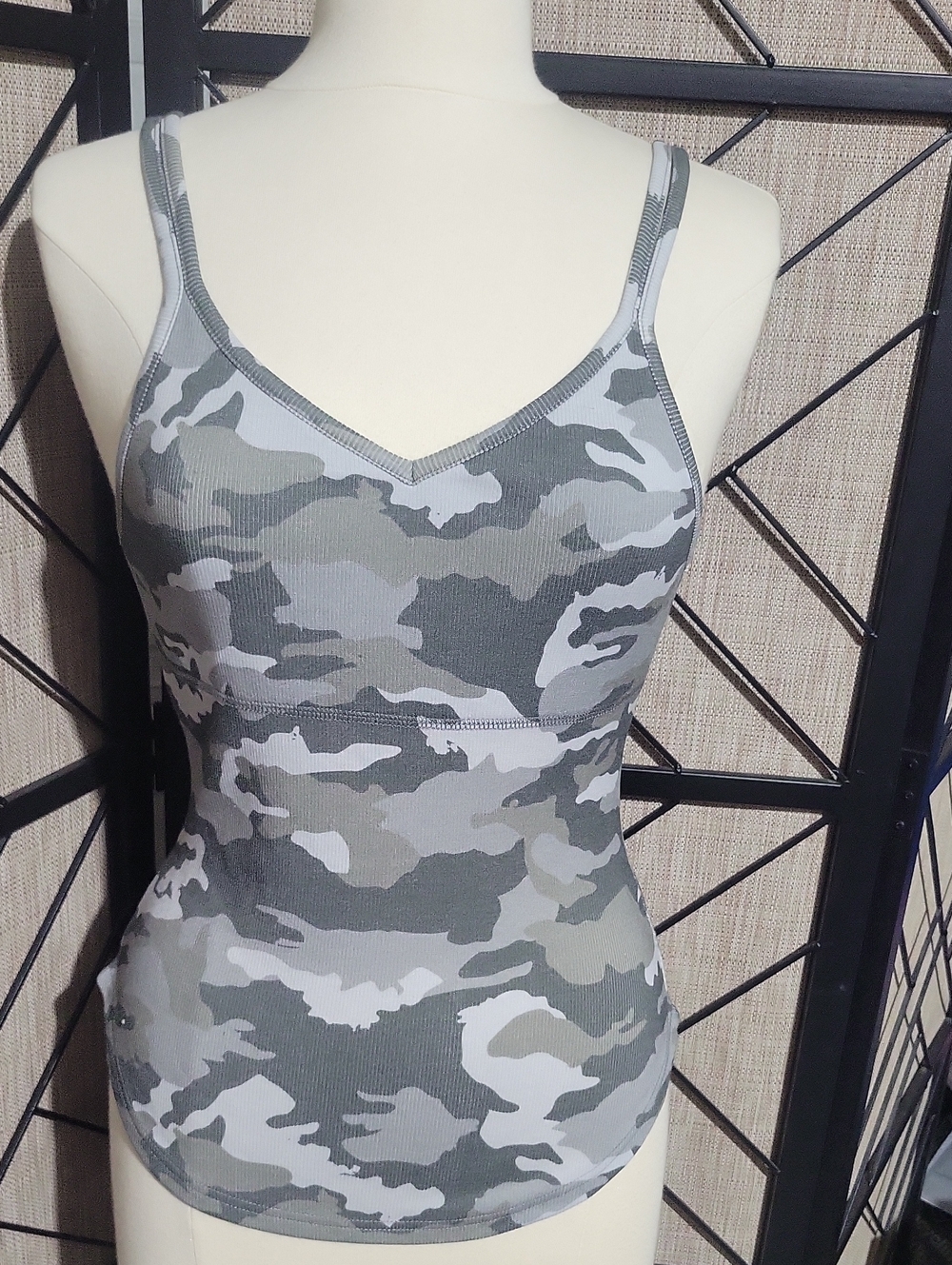 Women's Grey/green Camo Tank Top